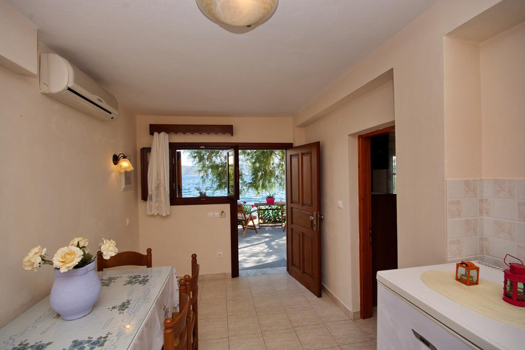 Alexandra Studios Kalamakia Extérieur photo