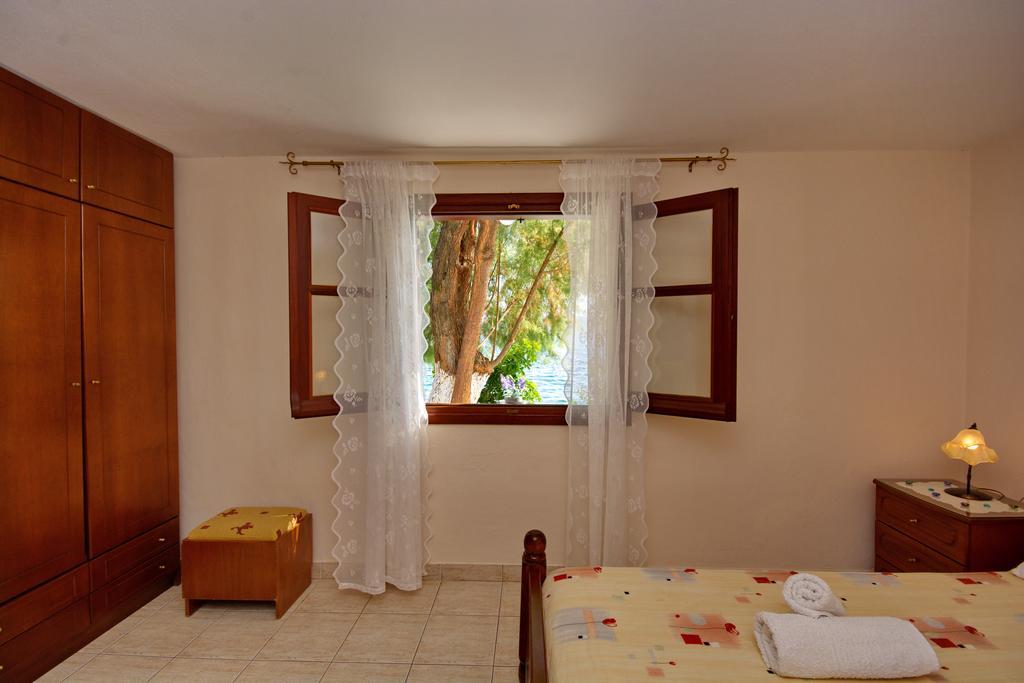 Alexandra Studios Kalamakia Extérieur photo